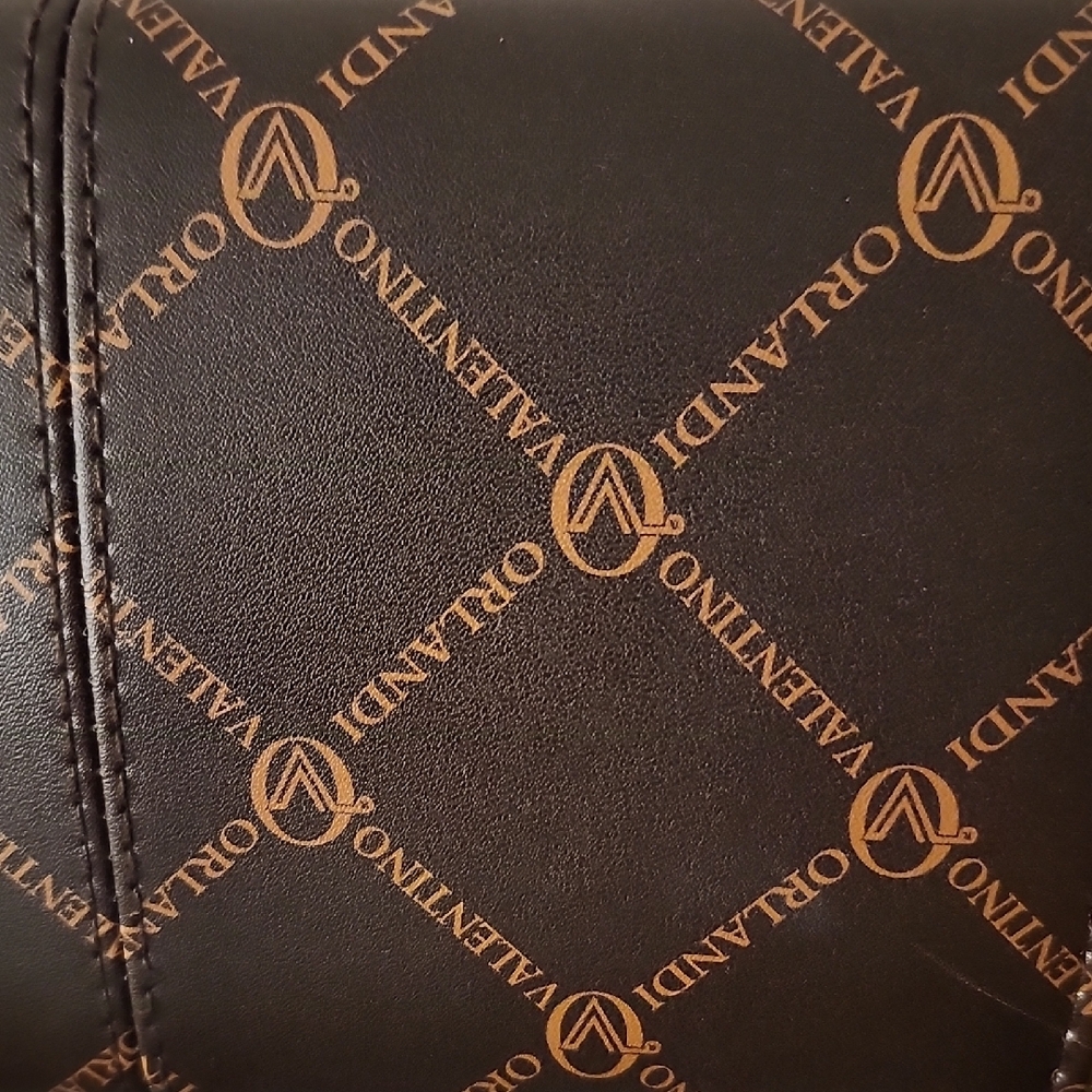 Valentino Orlandi Leather Crossbody - Picture 4 of 13